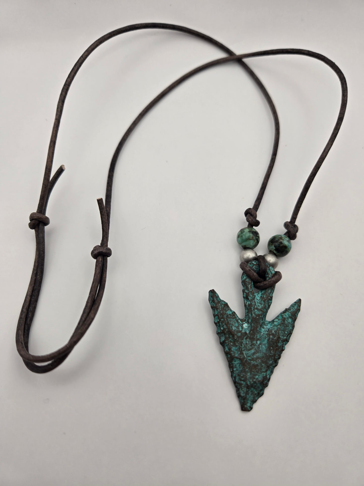 Men's arrow head leather necklace