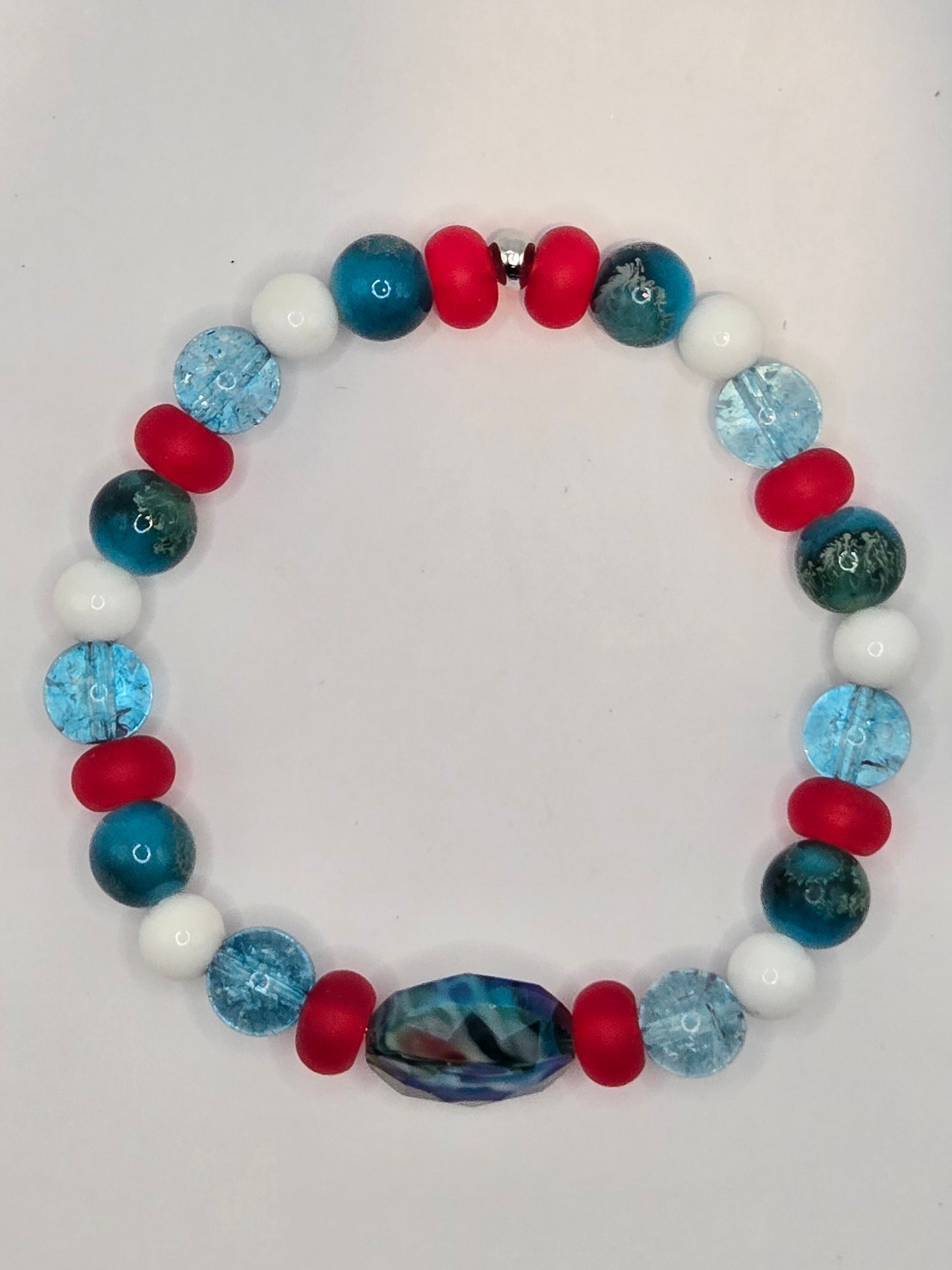 Turquoise oval glass swirled bead stretch bracelet