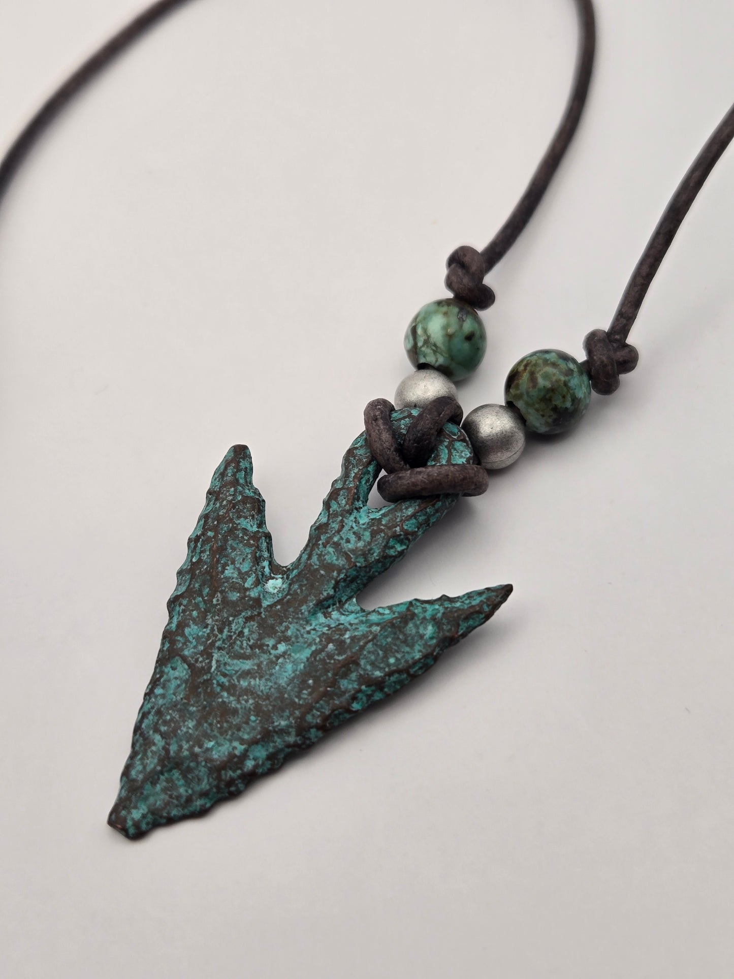 Men's arrow head leather necklace