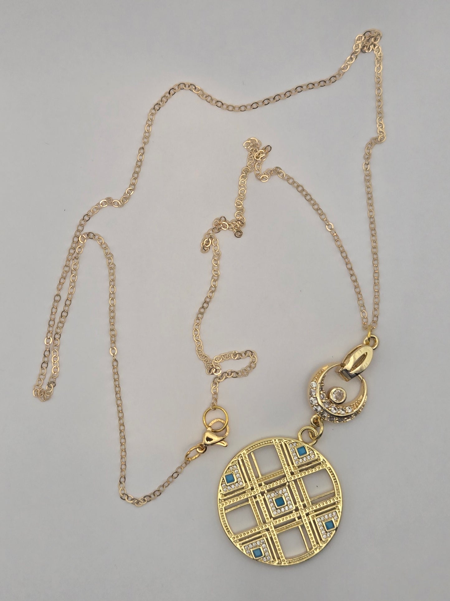 Cubic zirconia round gold filled pendant